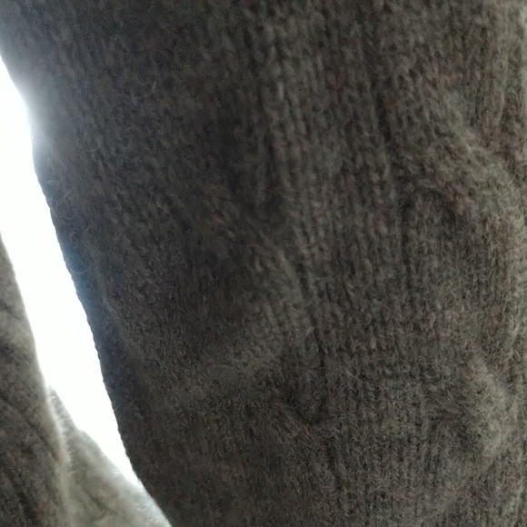 COMING DEC RL OLIVE CASHMERE Black Label RALPH LAUREN Cable Knit Sweater NWOT - Picture 4 of 7